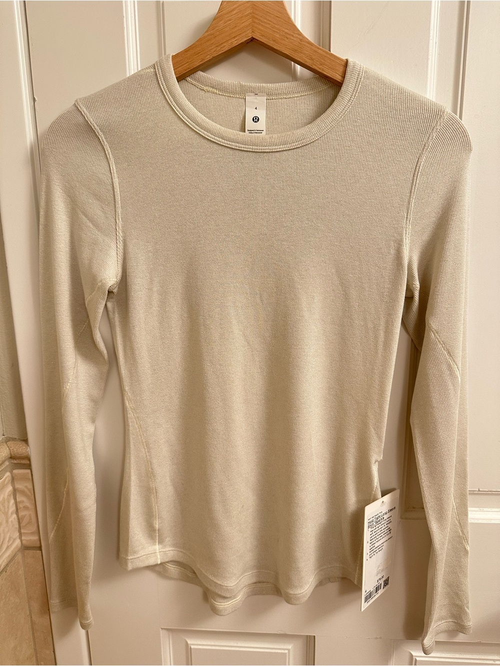lululemon athletica Long-Sleeve Crewneck Top in Cream